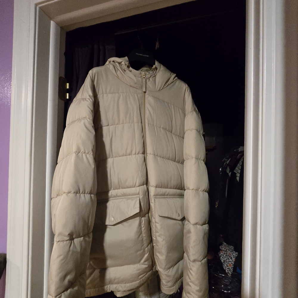 Old Navy Cream Puffer Jacket